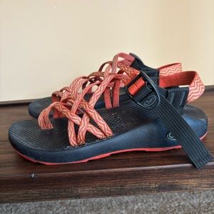 Chaco Zx/2 Classic Women’s Size 8 Double Strap Toe Loop Orange Athletic sandals